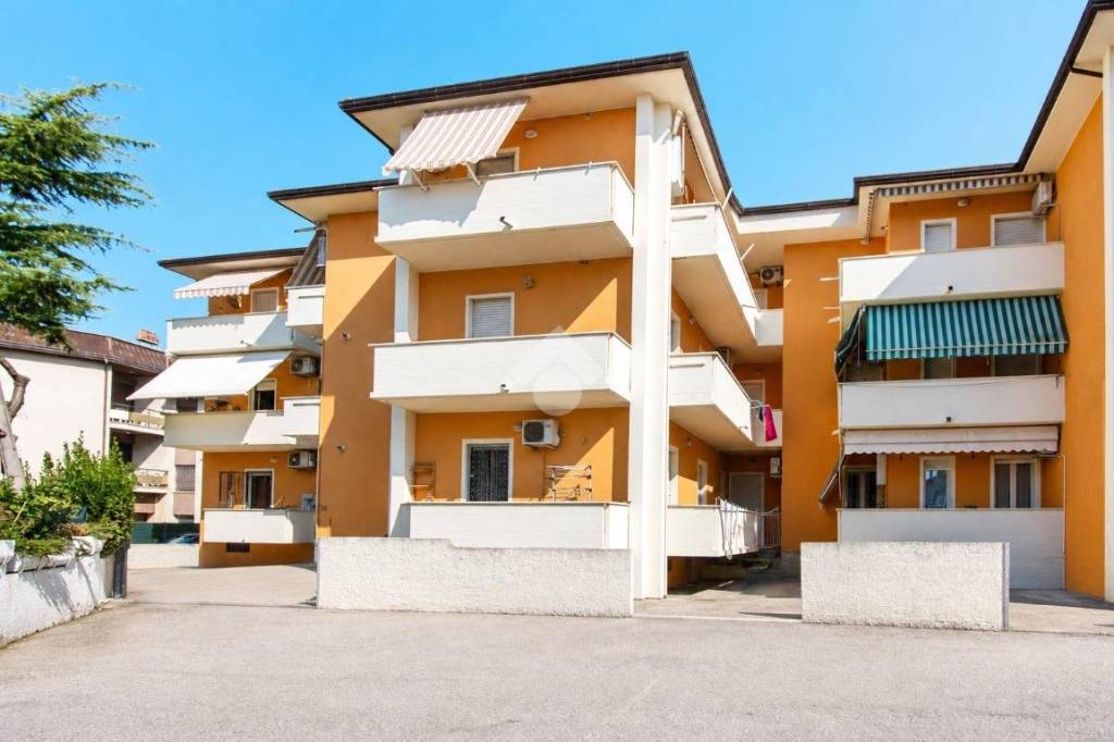 appartamento in vendita ad Alba Adriatica