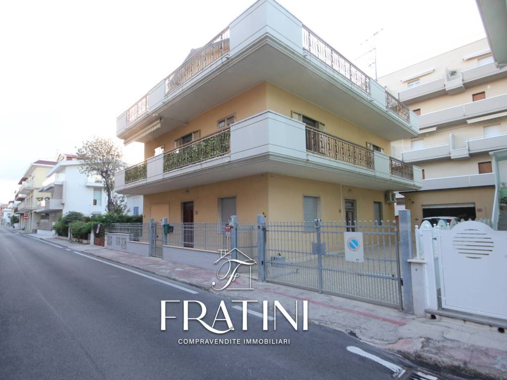 appartamento in vendita ad Alba Adriatica