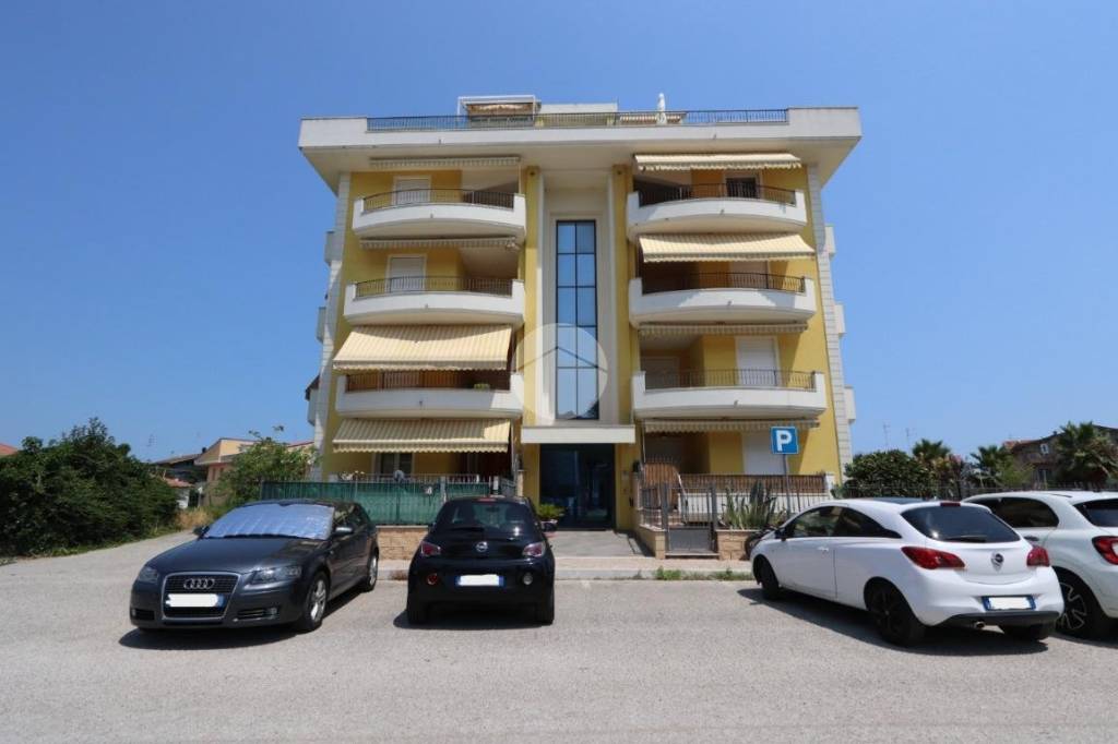 appartamento in vendita ad Alba Adriatica