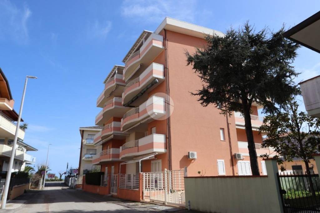 appartamento in vendita ad Alba Adriatica
