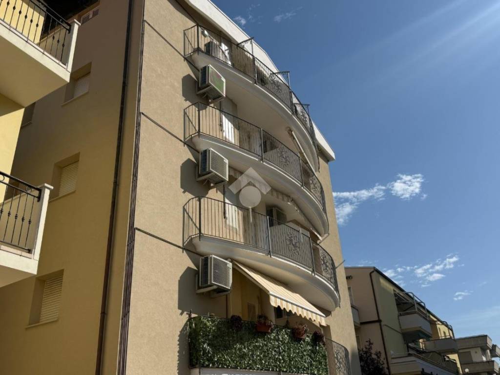 appartamento in vendita ad Alba Adriatica
