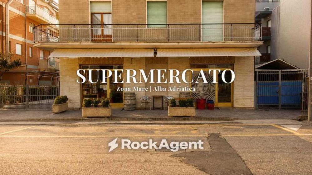 casa indipendente in vendita ad Alba Adriatica