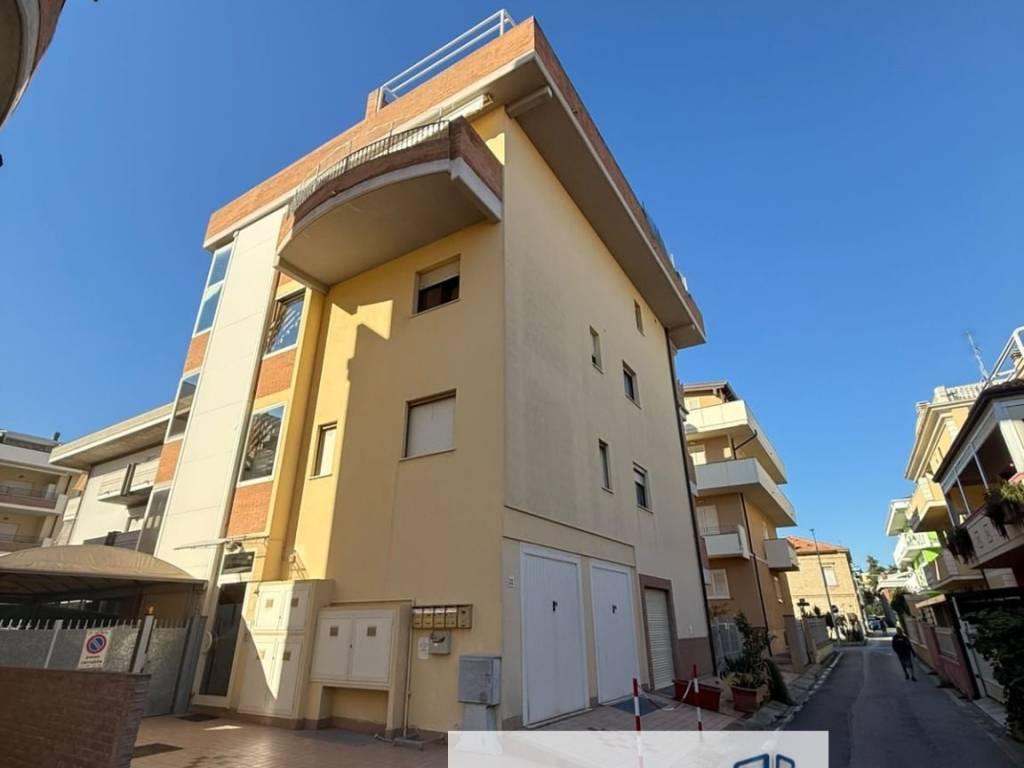 appartamento in vendita ad Alba Adriatica