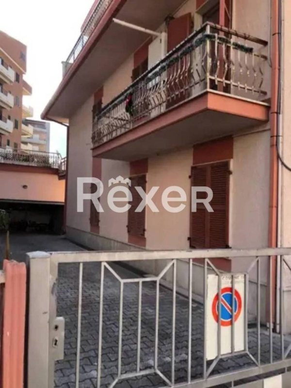 casa indipendente in vendita ad Alba Adriatica