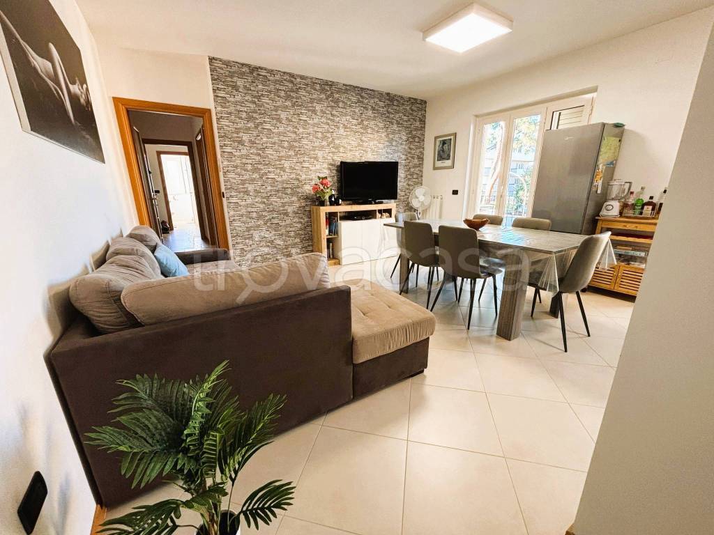 appartamento in vendita ad Alba Adriatica