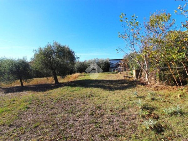 terreno edificabile in vendita ad Ancarano