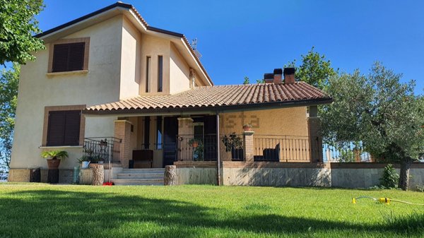 casa indipendente in vendita ad Ancarano