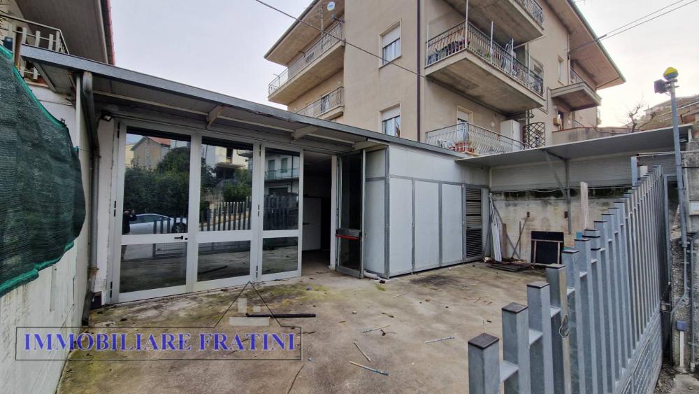 ufficio in vendita ad Ancarano