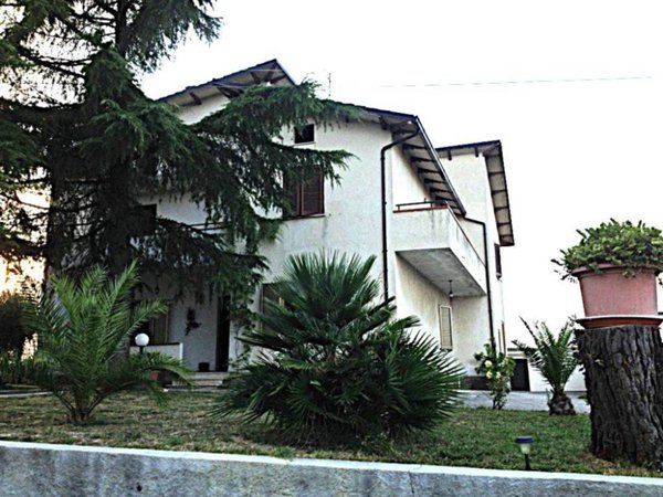 casa indipendente in vendita ad Ancarano