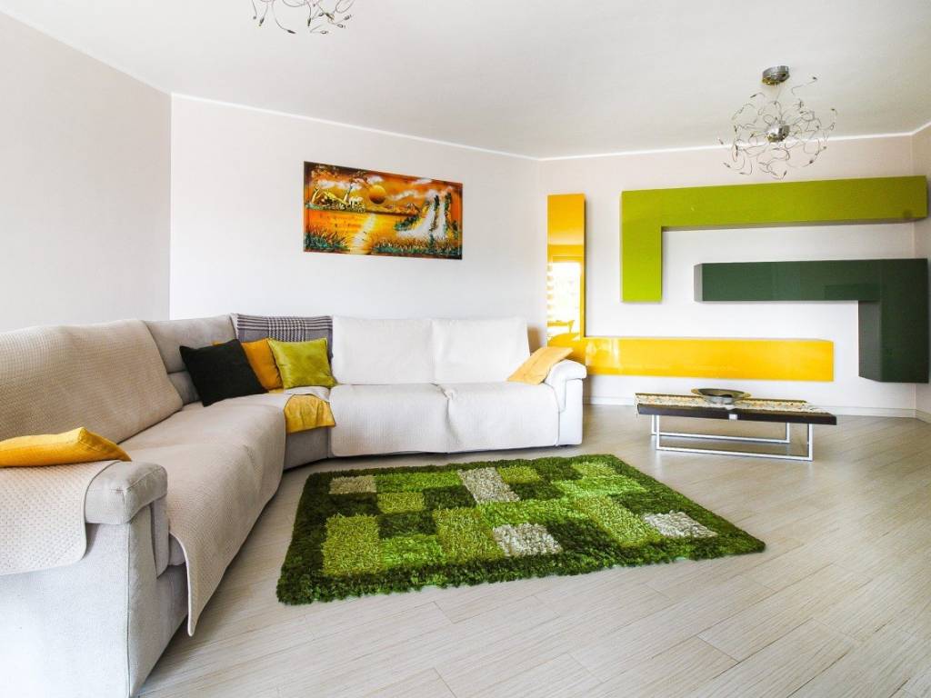 appartamento in vendita ad Ancarano in zona Madonna della Carità