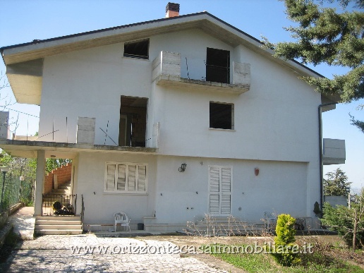 casa indipendente in vendita ad Ancarano