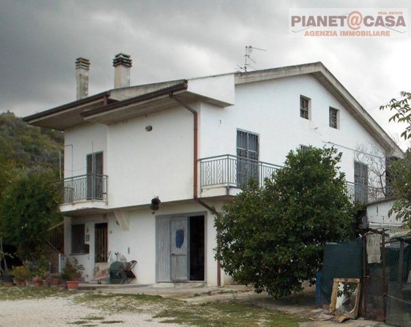 casa indipendente in vendita ad Ancarano