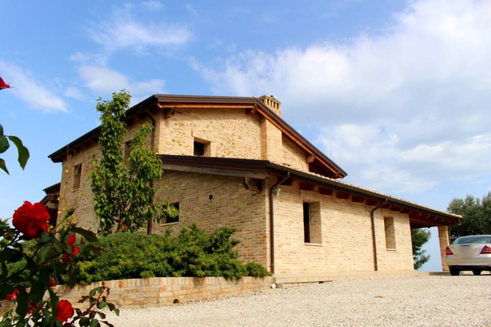 casa indipendente in vendita ad Ancarano