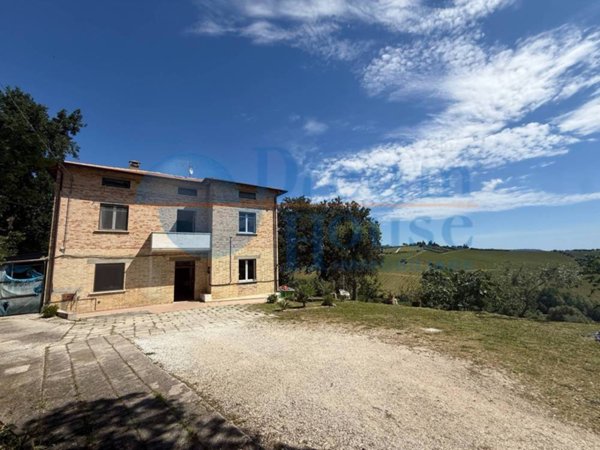casa indipendente in vendita ad Ancarano