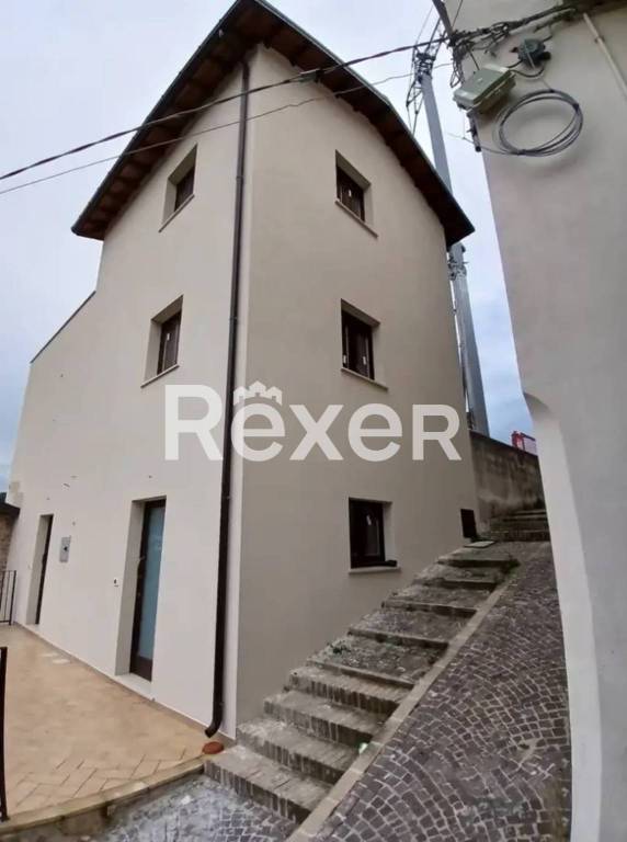 casa indipendente in vendita ad Arsita