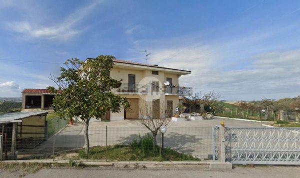 casa indipendente in vendita ad Atri