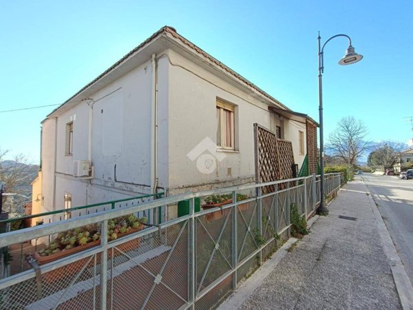 casa indipendente in vendita ad Atri