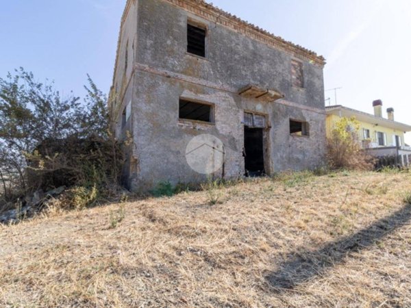 casa indipendente in vendita ad Atri