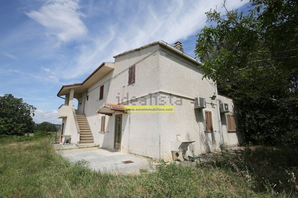 casa indipendente in vendita ad Atri