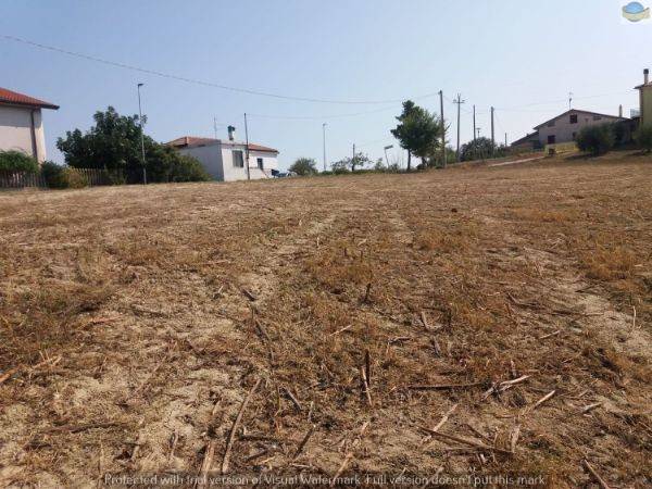 terreno edificabile in vendita ad Atri