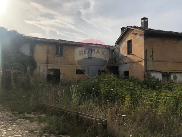 rudere in vendita ad Atri