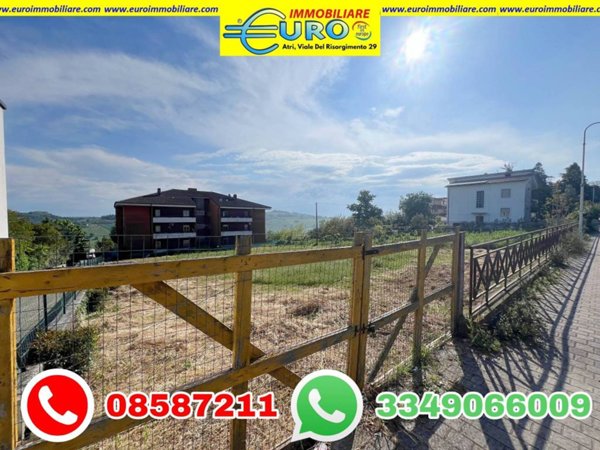terreno edificabile in vendita ad Atri