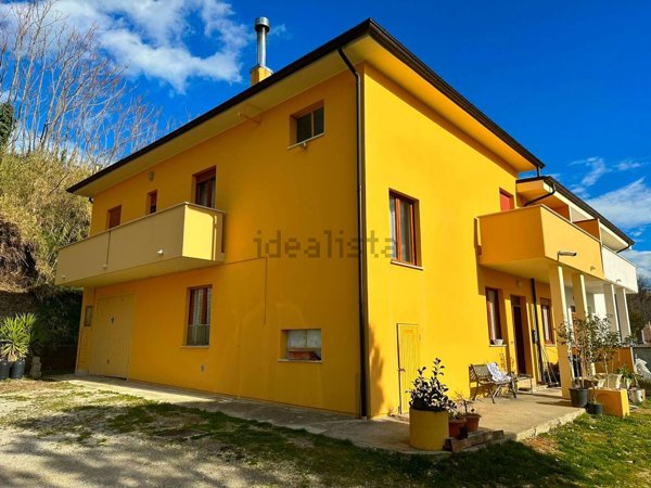 casa indipendente in vendita ad Atri