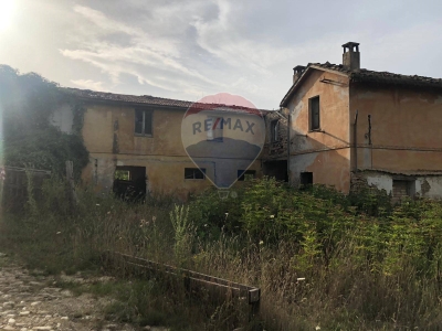 rudere in vendita ad Atri