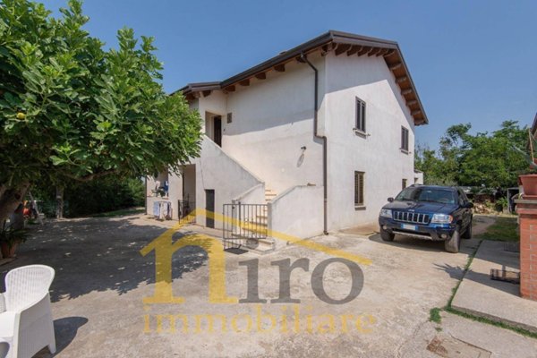 casa indipendente in vendita ad Atri in zona San Giacomo