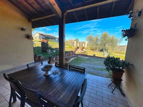 quadrivano in vendita ad Atri