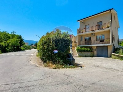 casa indipendente in vendita ad Atri