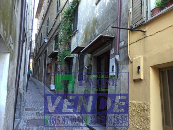 intera palazzina in vendita ad Atri