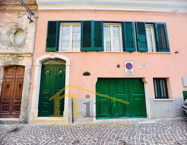 casa indipendente in vendita ad Atri