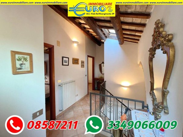 casa indipendente in vendita ad Atri