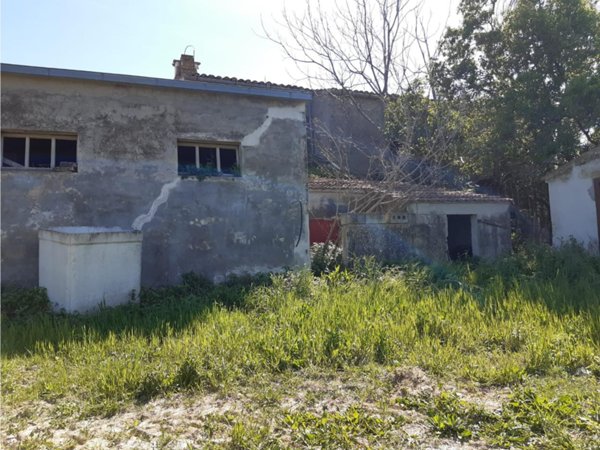 casale in vendita ad Atri