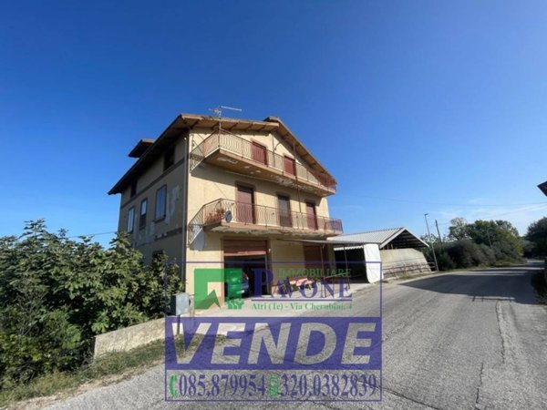 casa indipendente in vendita ad Atri in zona Treciminiere