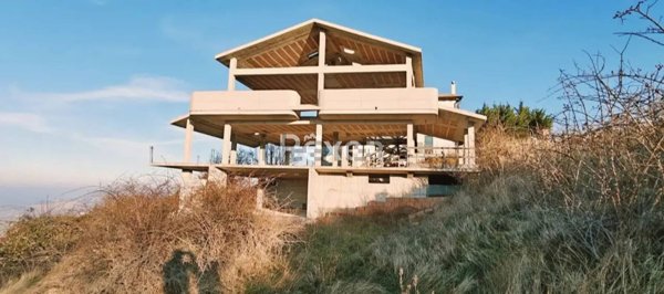 casa indipendente in vendita ad Atri