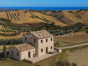 casa indipendente in vendita ad Atri