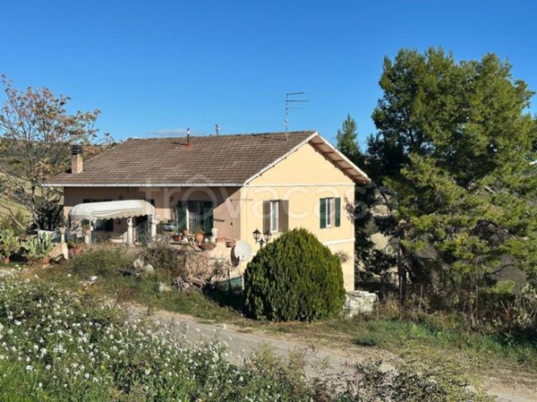 casa indipendente in vendita ad Atri