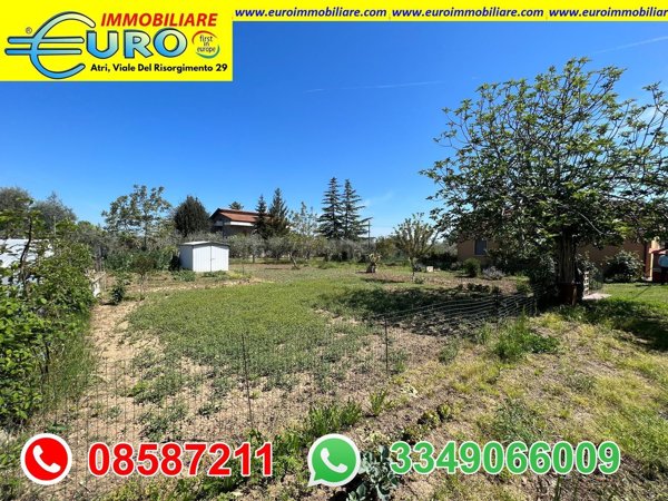 terreno edificabile in vendita ad Atri in zona Fontanelle