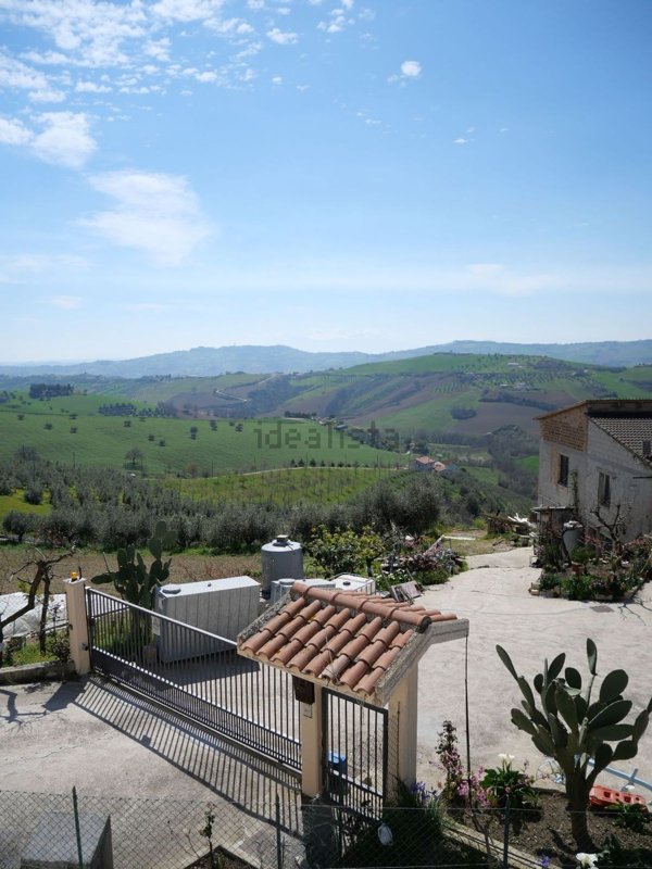 appartamento in vendita ad Atri