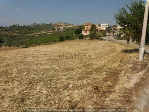 terreno edificabile in vendita ad Atri