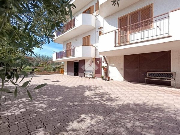 casa indipendente in vendita ad Atri