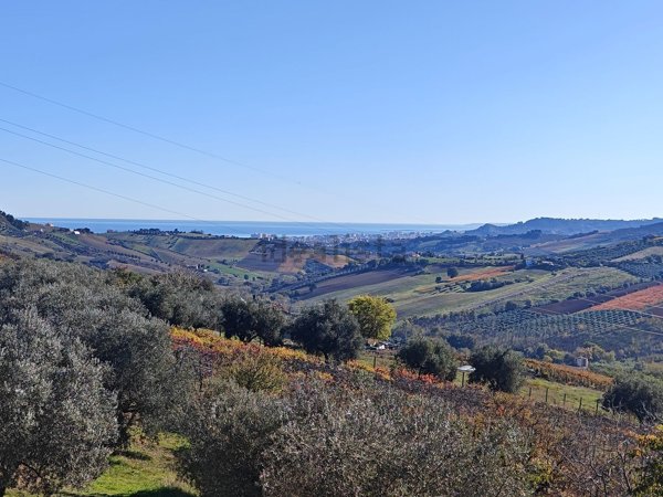 casa semindipendente in vendita ad Atri