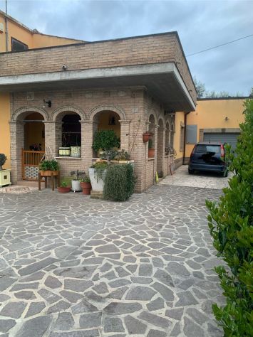 casa indipendente in vendita ad Atri
