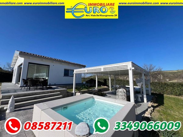 casa indipendente in vendita ad Atri