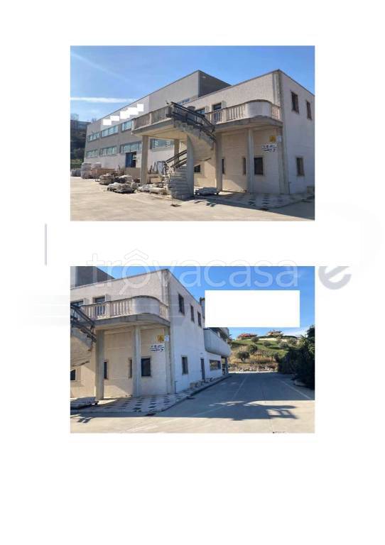 capannone in vendita ad Atri