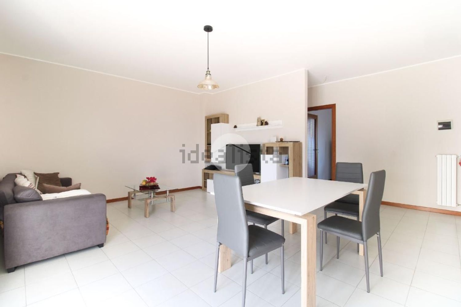 appartamento in vendita ad Atri in zona Casoli