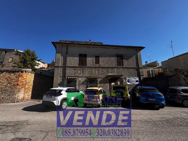 casa indipendente in vendita ad Atri