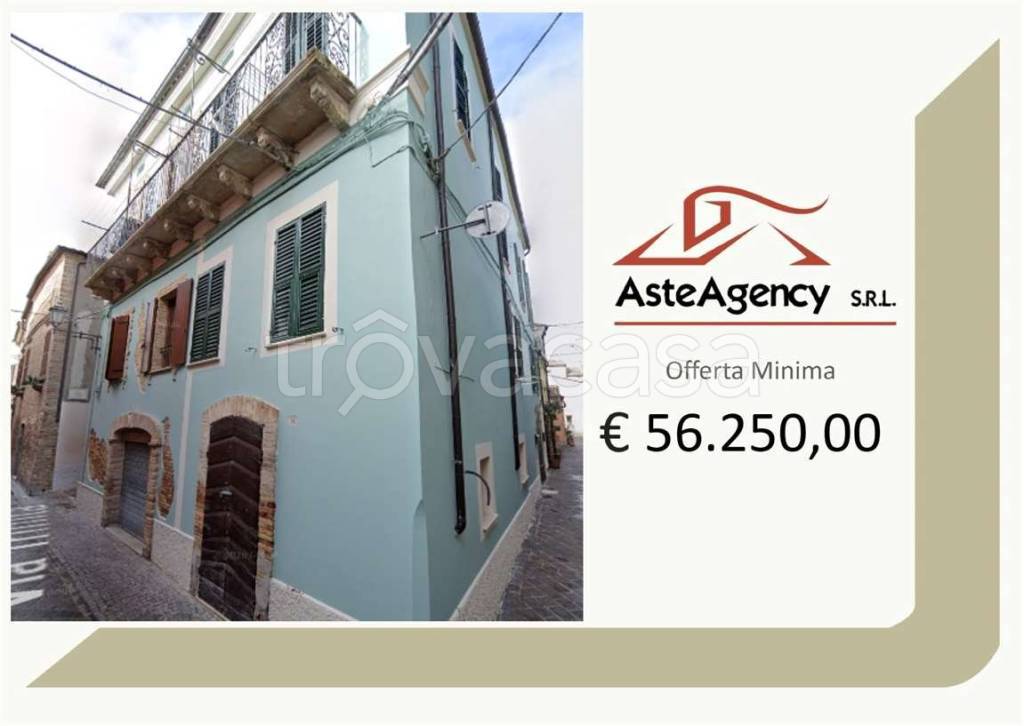 casa indipendente in vendita ad Atri